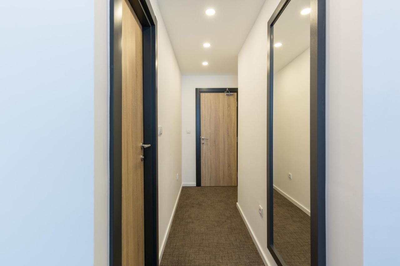 Premium Crown Suites Belgrade Exterior photo